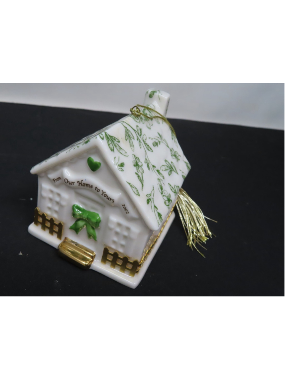 Royal Albert Seasons Of Colour Annual 2002 Toile Home Christmas Ornament